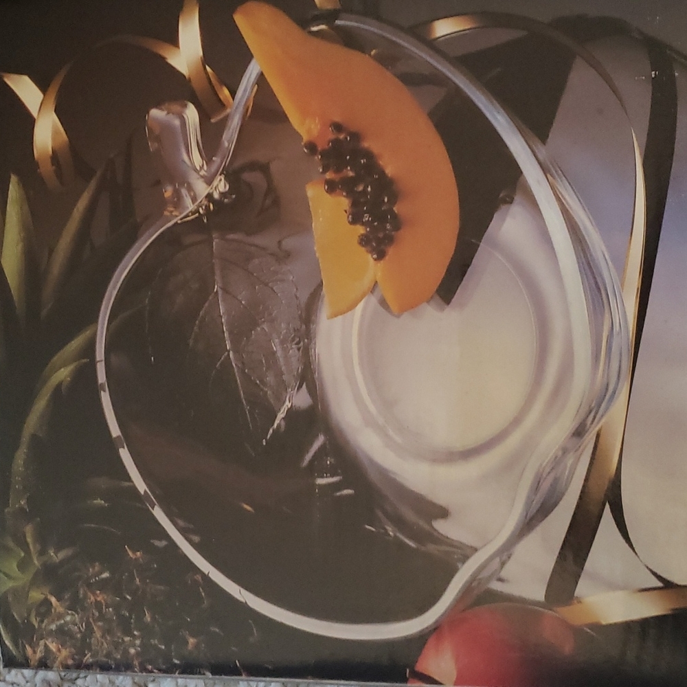 Studio Nova 8" Pomme Apple Dish